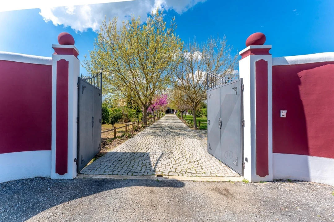 Quinta T4 para Venda em Corval Foto 2