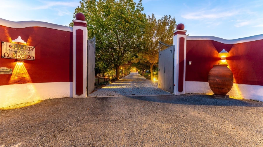 Quinta T4 para Venda em Corval