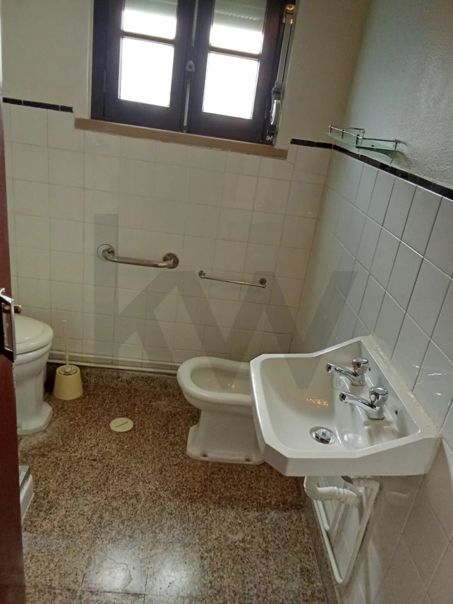 Moradia T2 para Venda em Ramalhal Foto 11