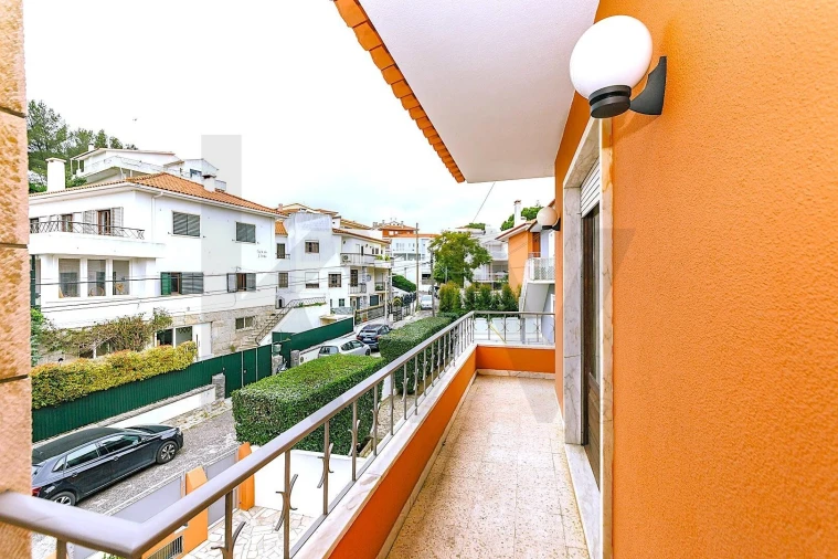 Moradia T4 para Venda em Cascais e Estoril Foto 32