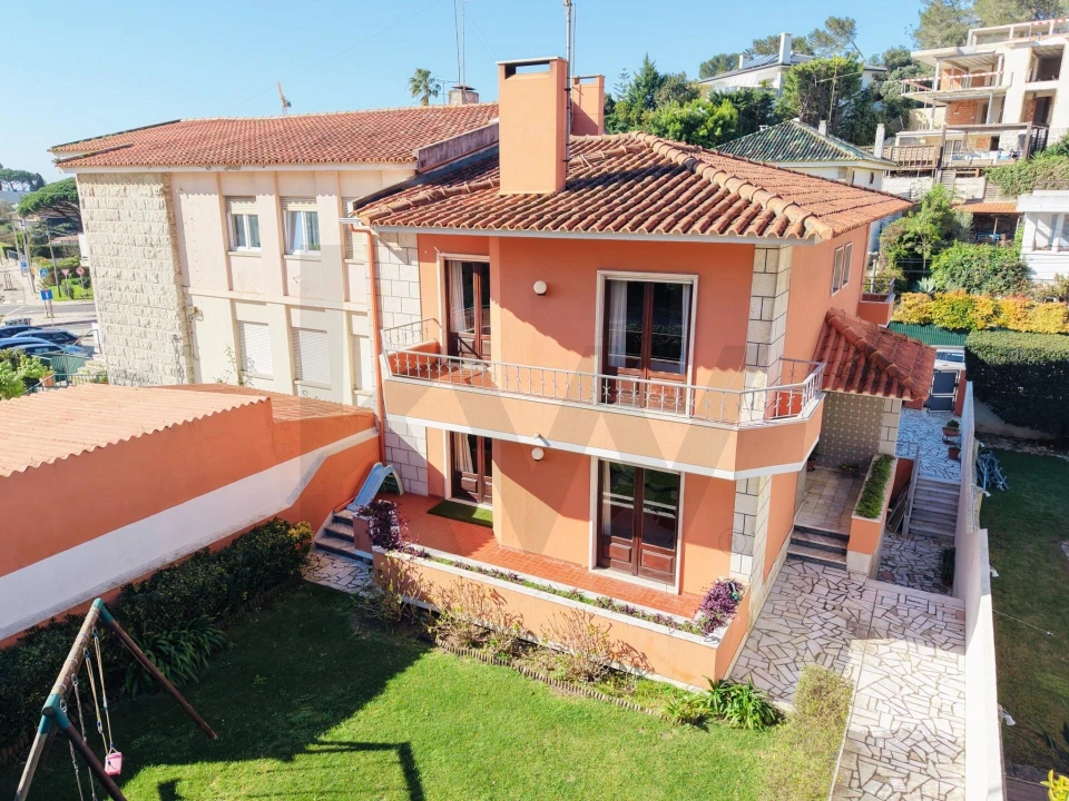 Moradia T4 para Venda em Cascais e Estoril Foto 2