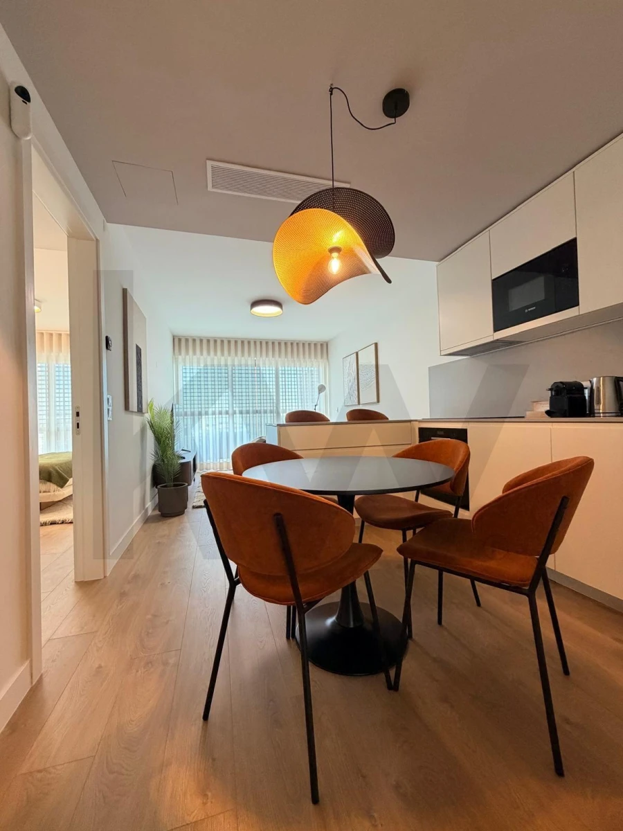 Apartamento T1 para Arrendamento em Porto Salvo Foto 5