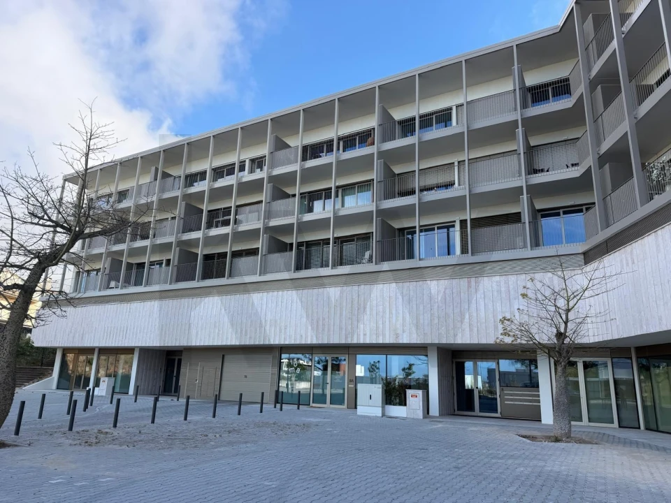 Apartamento T1 para Arrendamento em Porto Salvo Foto 15