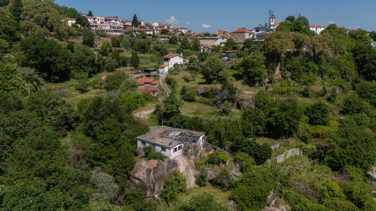 Moradia T3 para Venda em Santa Comba Dão e Couto do Mosteiro Foto 43