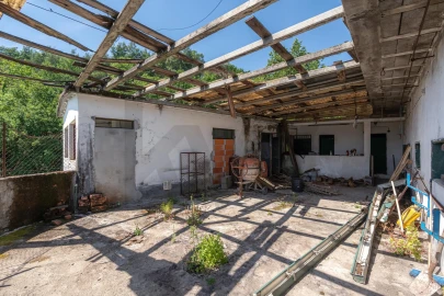 Moradia T3 para Venda em Santa Comba Dão e Couto do Mosteiro