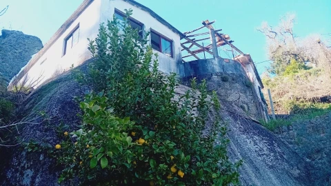Moradia T3 para Venda em Santa Comba Dão e Couto do Mosteiro