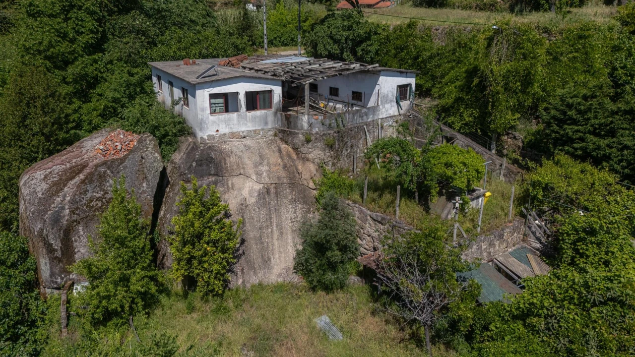 Moradia T3 para Venda em Santa Comba Dão e Couto do Mosteiro Foto 36