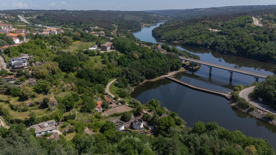 Moradia T3 para Venda em Santa Comba Dão e Couto do Mosteiro Foto 10