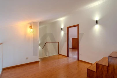 Apartamento T3 para Arrendamento em Avenidas Novas