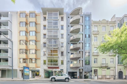 Apartamento T3 para Arrendamento em Avenidas Novas