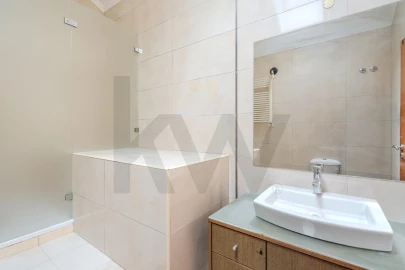 Apartamento T3 para Arrendamento em Avenidas Novas