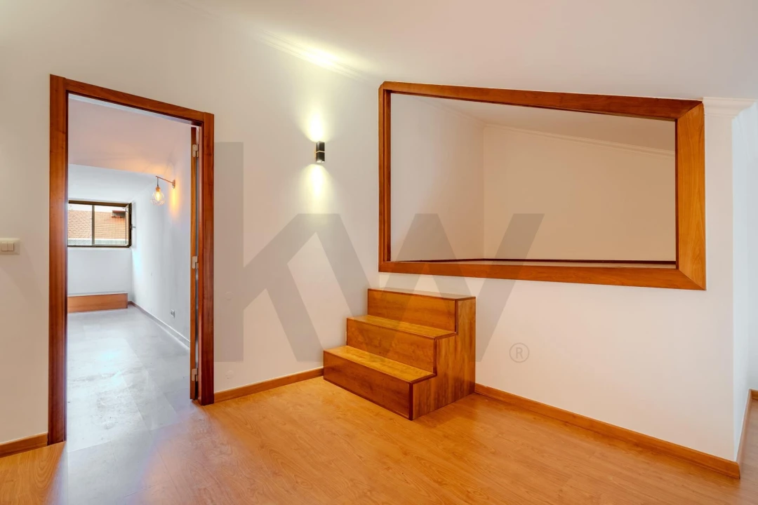 Apartamento T3 para Arrendamento em Avenidas Novas Foto 23