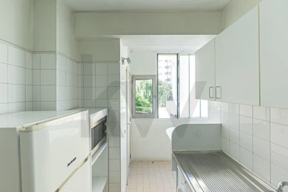 Apartamento T1 para Arrendamento em Paranhos