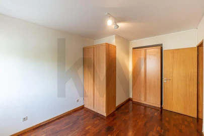 Apartamento T1 para Arrendamento em Paranhos