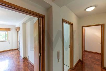 Apartamento T1 para Arrendamento em Paranhos
