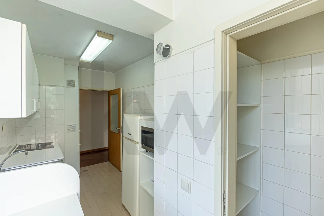 Apartamento T1 para Arrendamento em Paranhos Foto 15