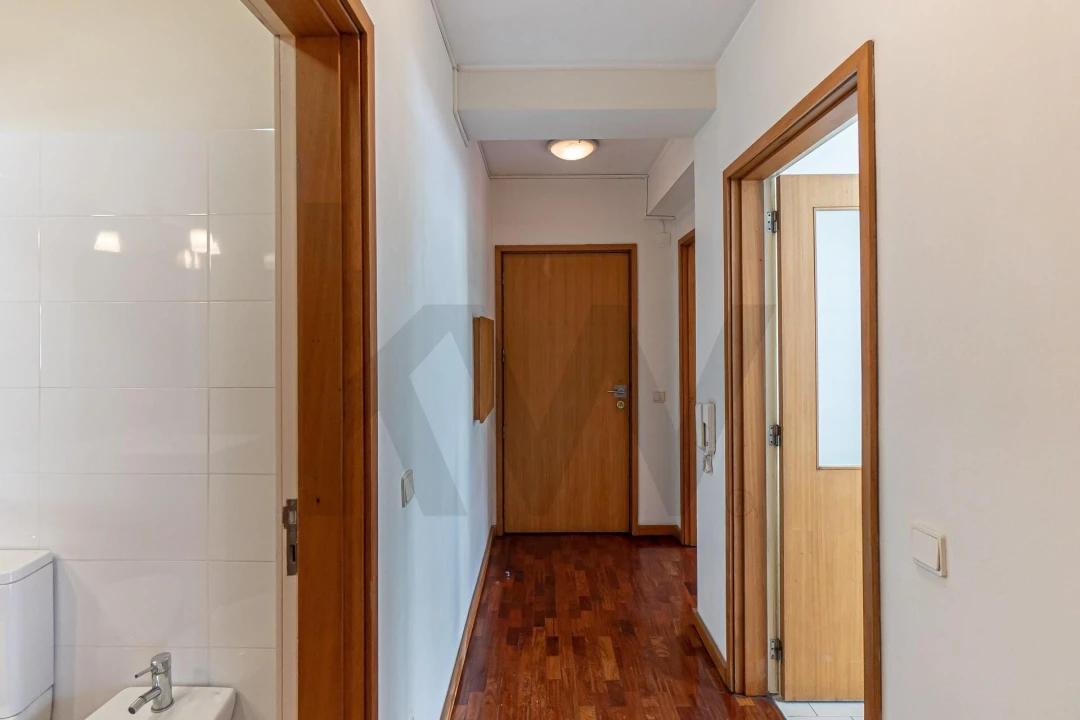 Apartamento T1 para Arrendamento em Paranhos Foto 20