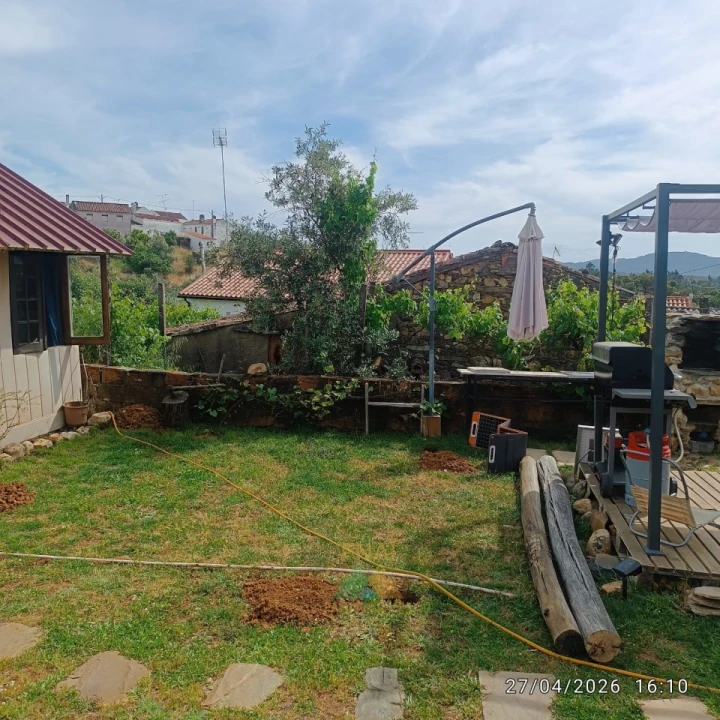 Moradia T2 para Venda em Sarzedas Foto 5