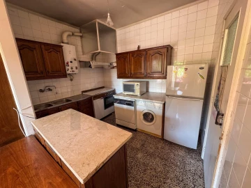 Moradia T6 para Venda em Sé, Santa Maria e Meixedo