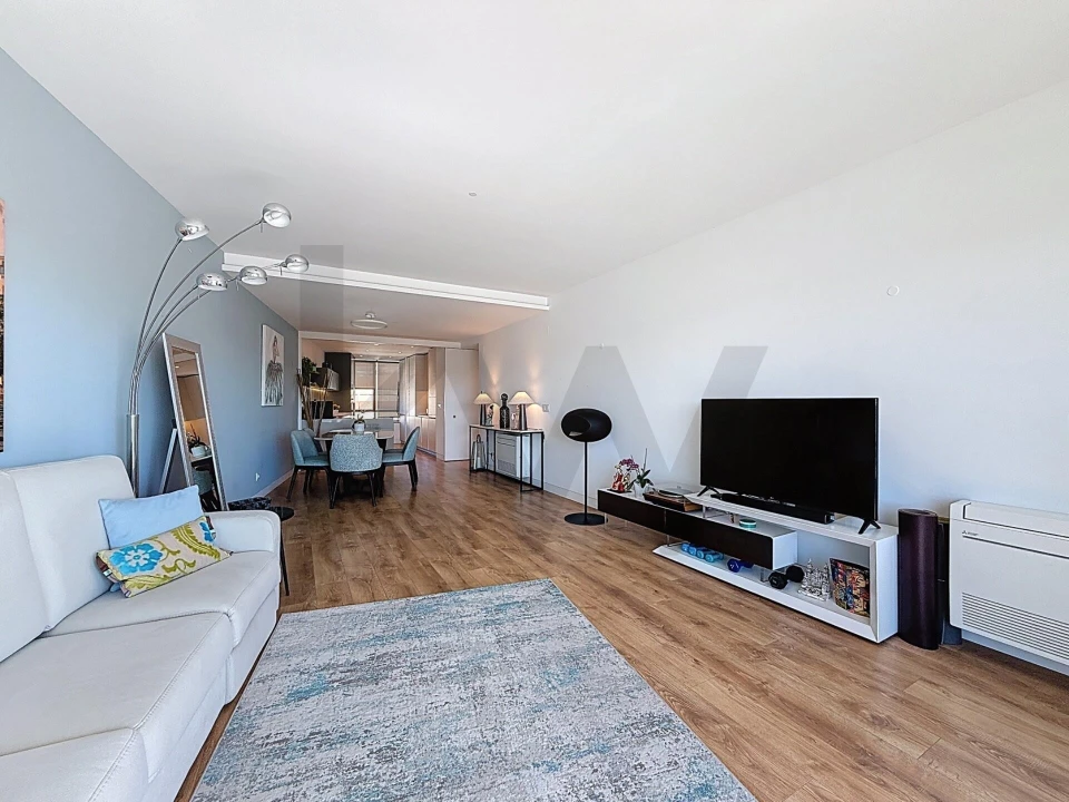 Apartamento T2 para Venda em Ajuda Foto 4