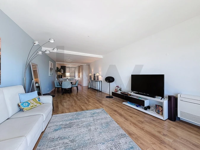 Apartamento T2 para Venda em Ajuda Foto 4