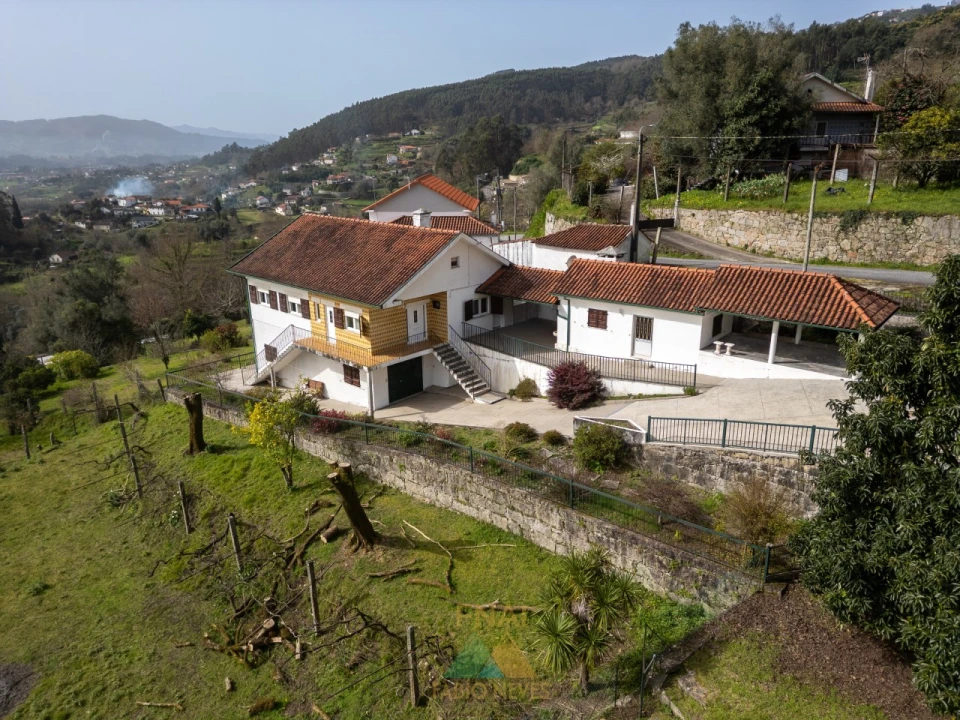 Moradia T3 para Venda em Távora (Santa Maria e São Vicente) Foto 1