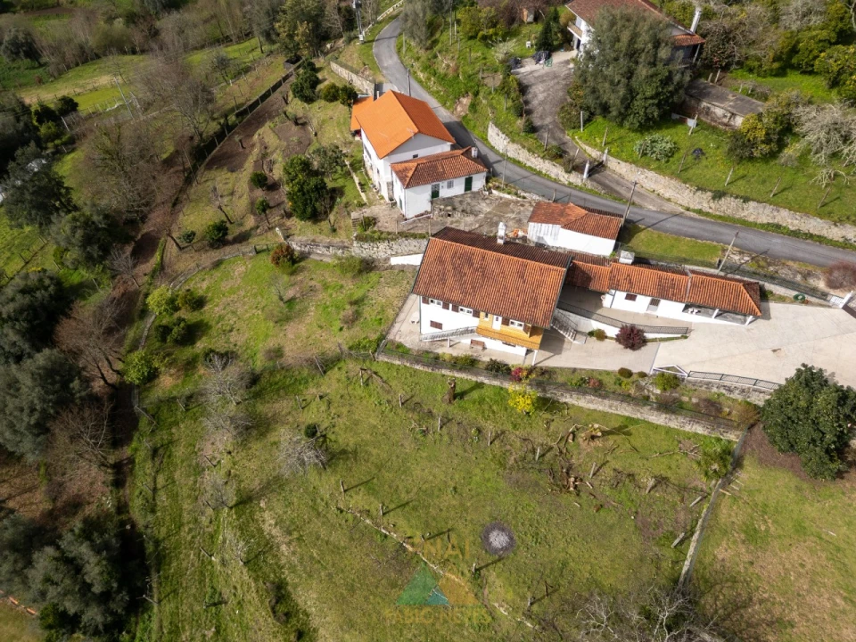 Moradia T3 para Venda em Távora (Santa Maria e São Vicente) Foto 46
