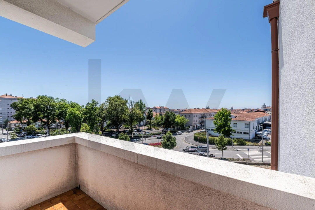 Apartamento T4 para Venda em Subportela, Deocriste e Portela Susã Foto 9