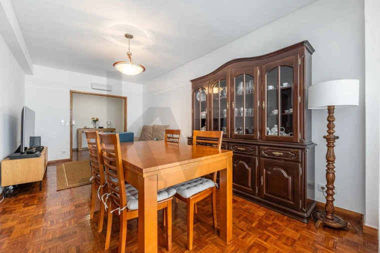 Apartamento T4 para Venda em Subportela, Deocriste e Portela Susã Foto 7