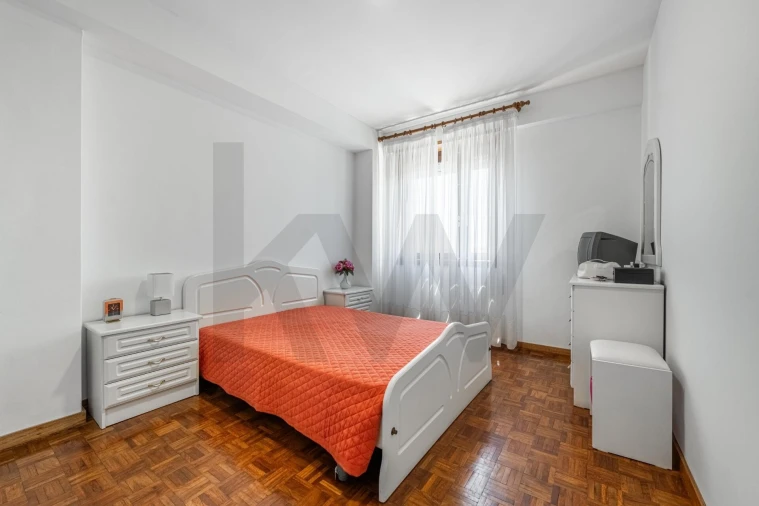 Apartamento T4 para Venda em Subportela, Deocriste e Portela Susã Foto 14