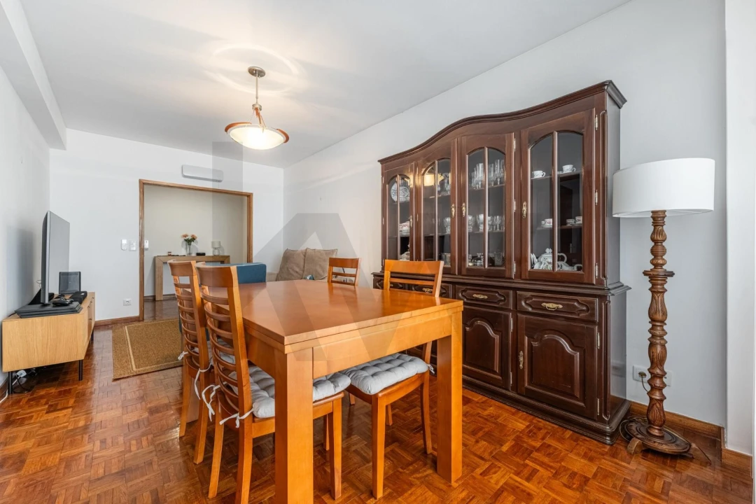 Apartamento T4 para Venda em Subportela, Deocriste e Portela Susã Foto 7