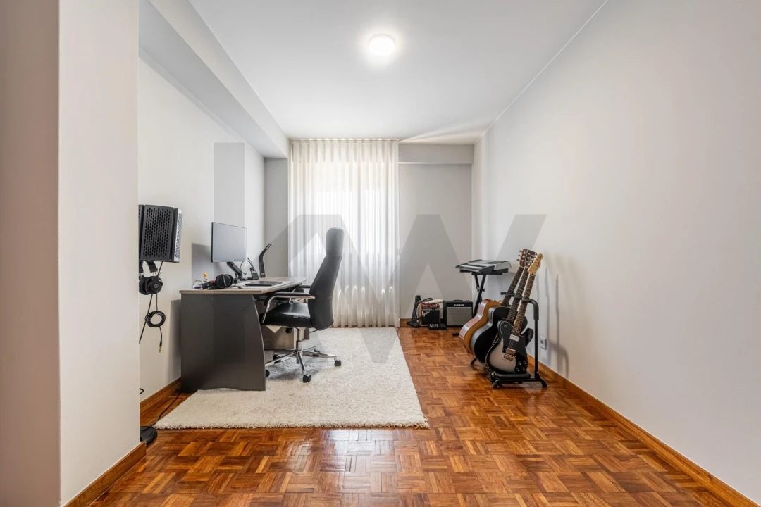 Apartamento T4 para Venda em Subportela, Deocriste e Portela Susã Foto 8