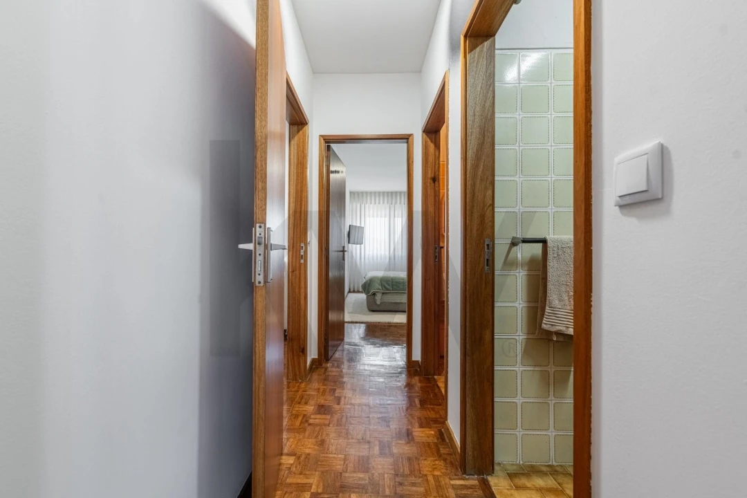 Apartamento T4 para Venda em Subportela, Deocriste e Portela Susã Foto 15
