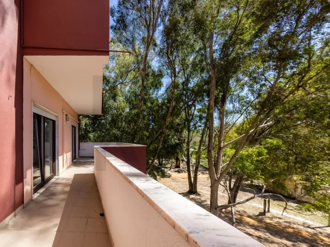 Apartamento T4 para Arrendamento em Lumiar Foto 10