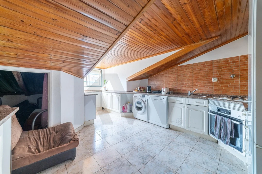 Apartamento T3 para Venda em Arroios Foto 15