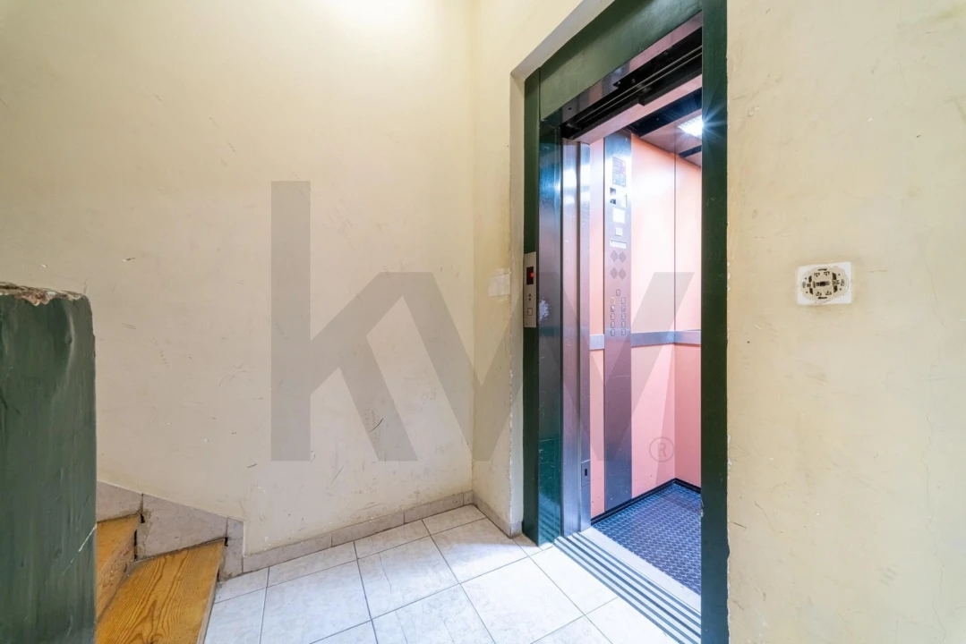 Apartamento T3 para Venda em Arroios Foto 2