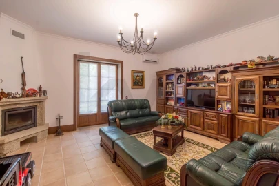 Quinta T3 para Venda em Lustosa e Barrosas (Santo Estêvão)