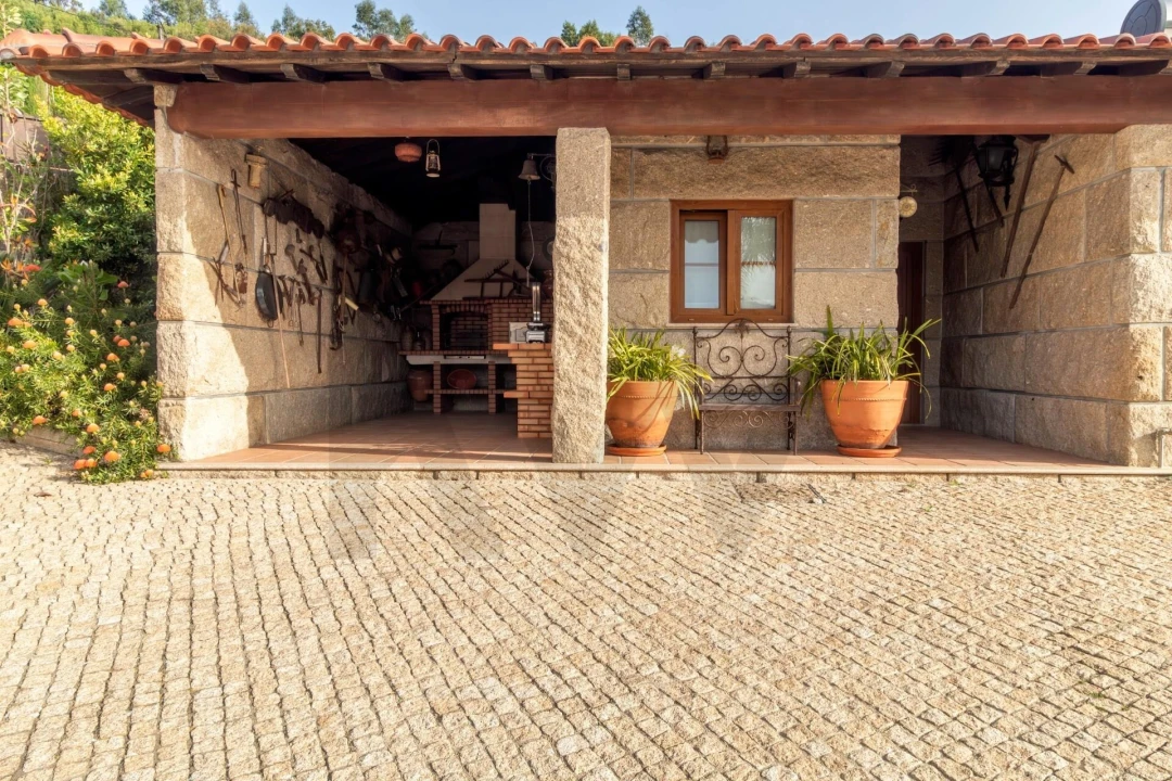 Quinta T3 para Venda em Lustosa e Barrosas (Santo Estêvão) Foto 47