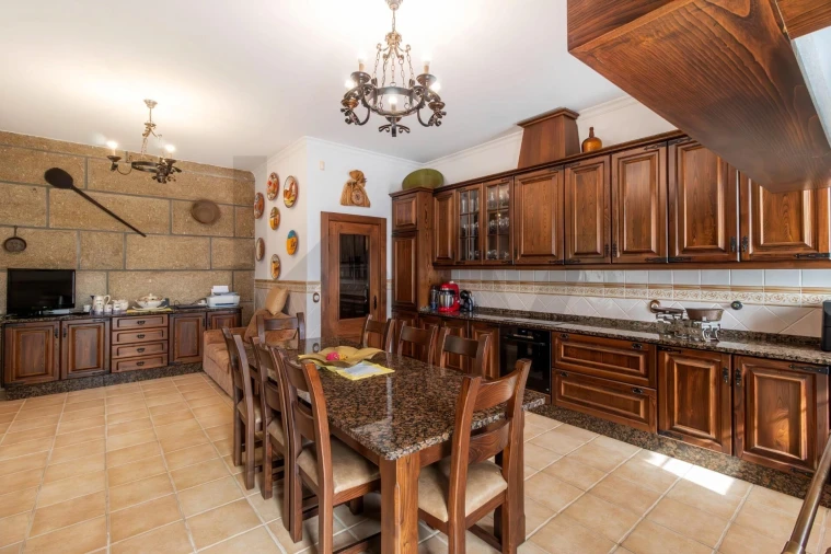 Quinta T3 para Venda em Lustosa e Barrosas (Santo Estêvão) Foto 43