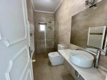 Moradia T3 para Venda em Carcavelos e Parede