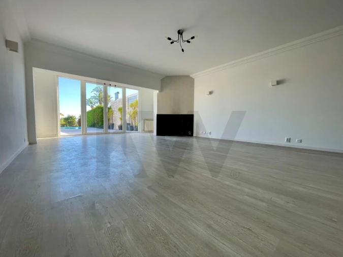 Moradia T3 para Venda em Carcavelos e Parede Foto 12
