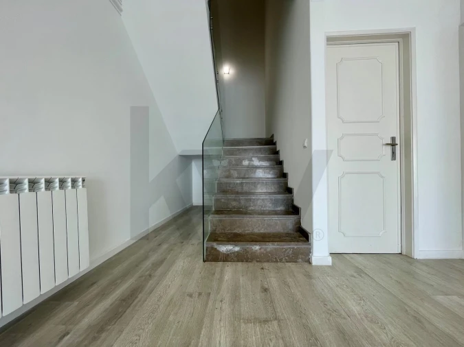 Moradia T3 para Venda em Carcavelos e Parede Foto 28