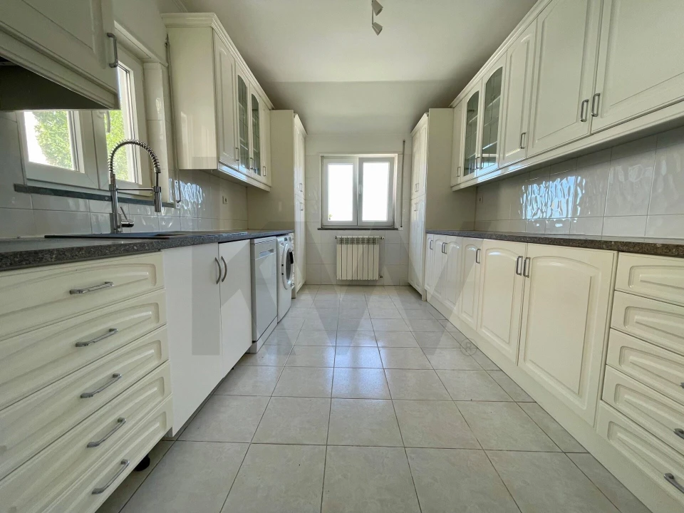 Moradia T3 para Venda em Carcavelos e Parede Foto 14