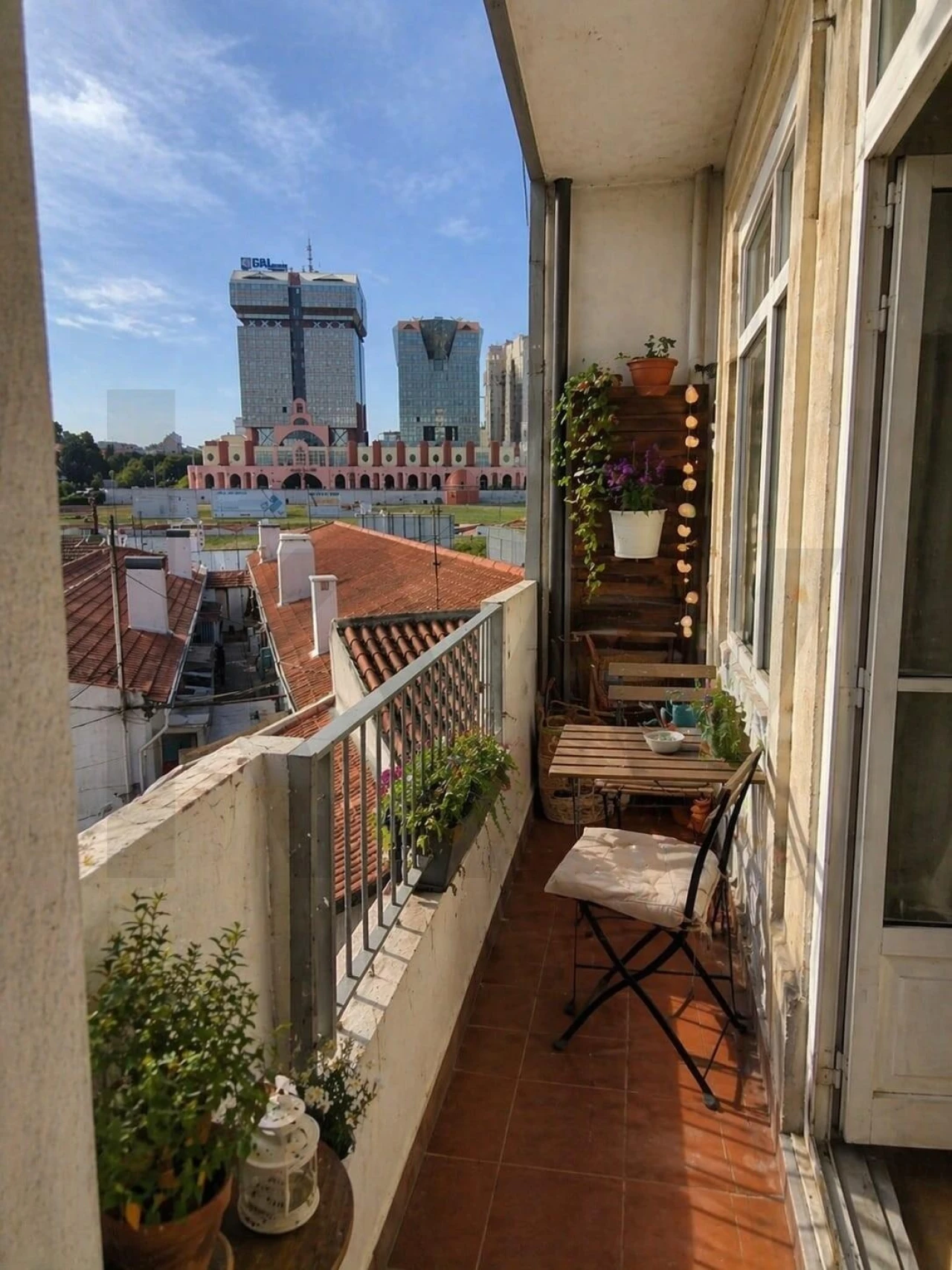 Apartamento T1 para Venda em Campo de Ourique Foto 3