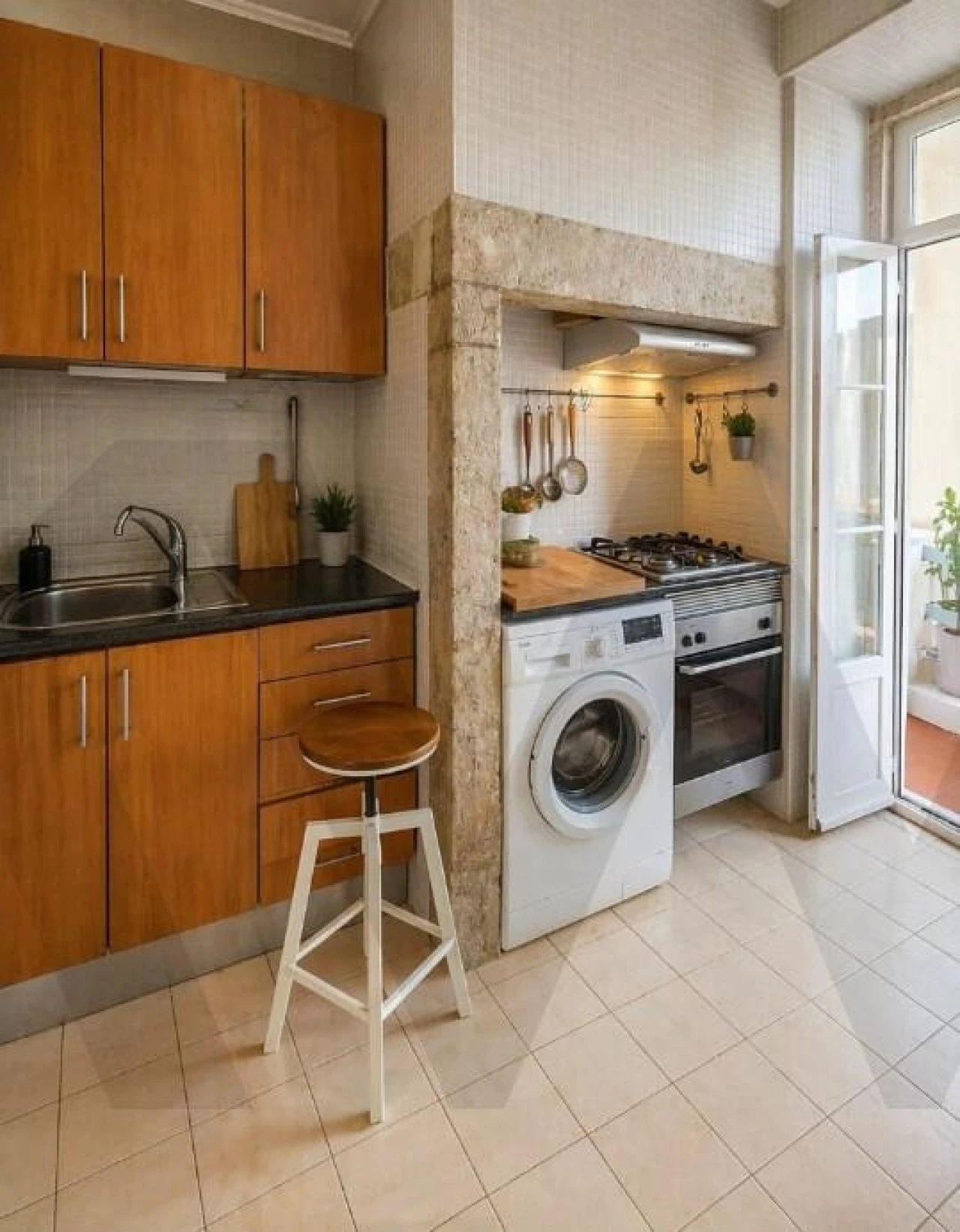 Apartamento T1 para Venda em Campo de Ourique Foto 2