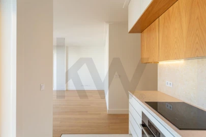Apartamento T2 para Arrendamento em Penha de França