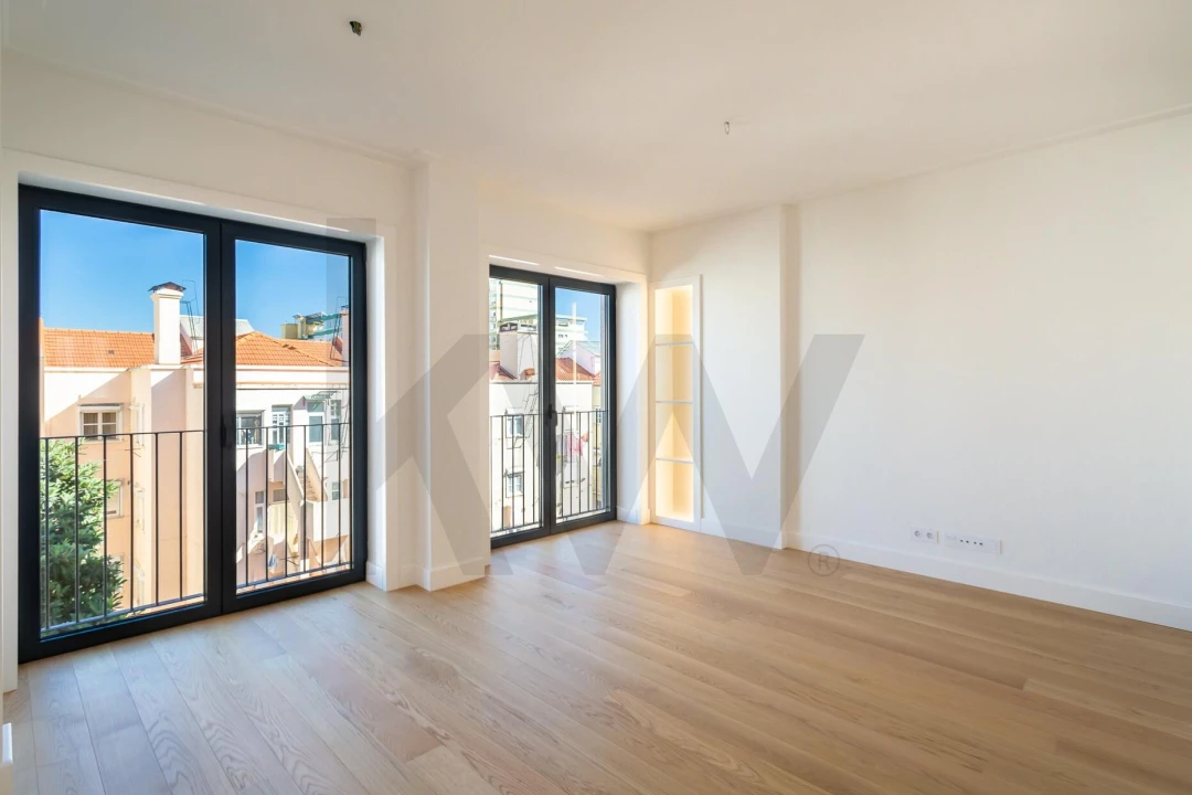 Apartamento T2 para Arrendamento em Penha de França Foto 1