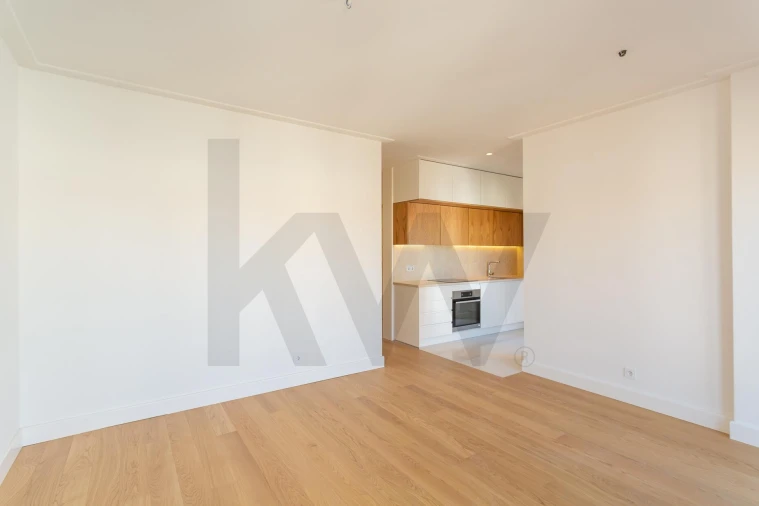 Apartamento T2 para Arrendamento em Penha de França Foto 8