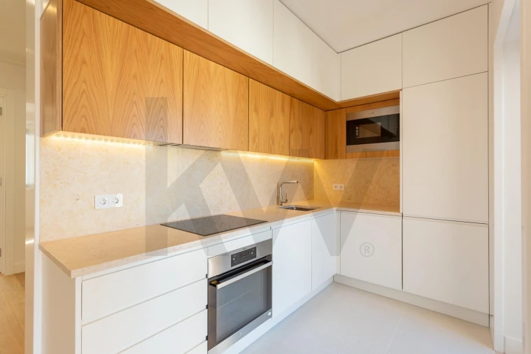 Apartamento T2 para Arrendamento em Penha de França Foto 5
