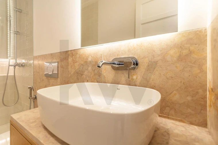 Apartamento T2 para Arrendamento em Penha de França Foto 18